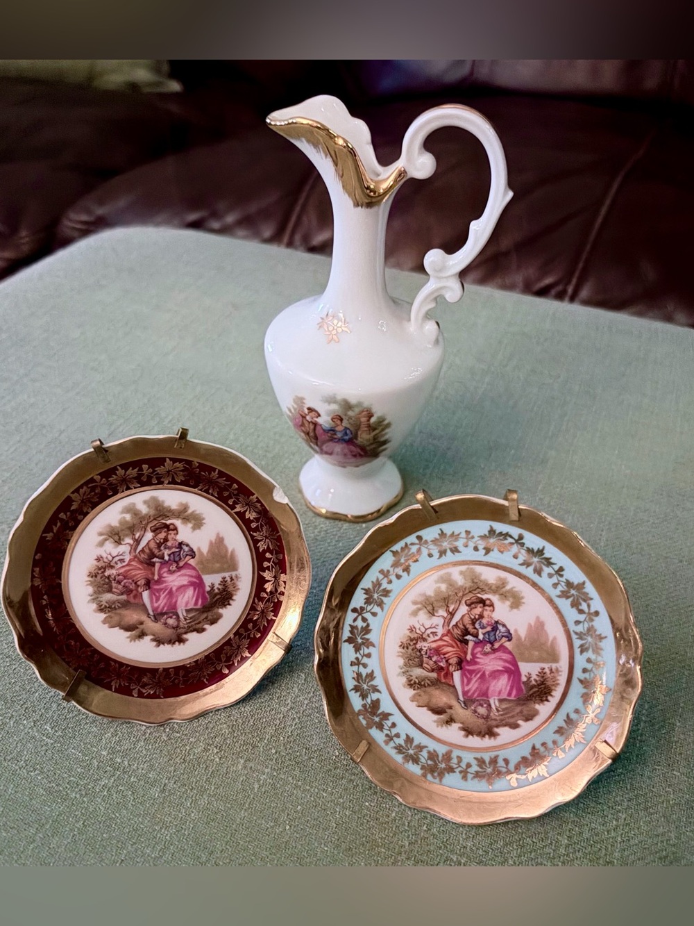 Mid-Century Limoges Fragonard ‘Courting Couple’ Porcelain Bud Vase & Mini Plates